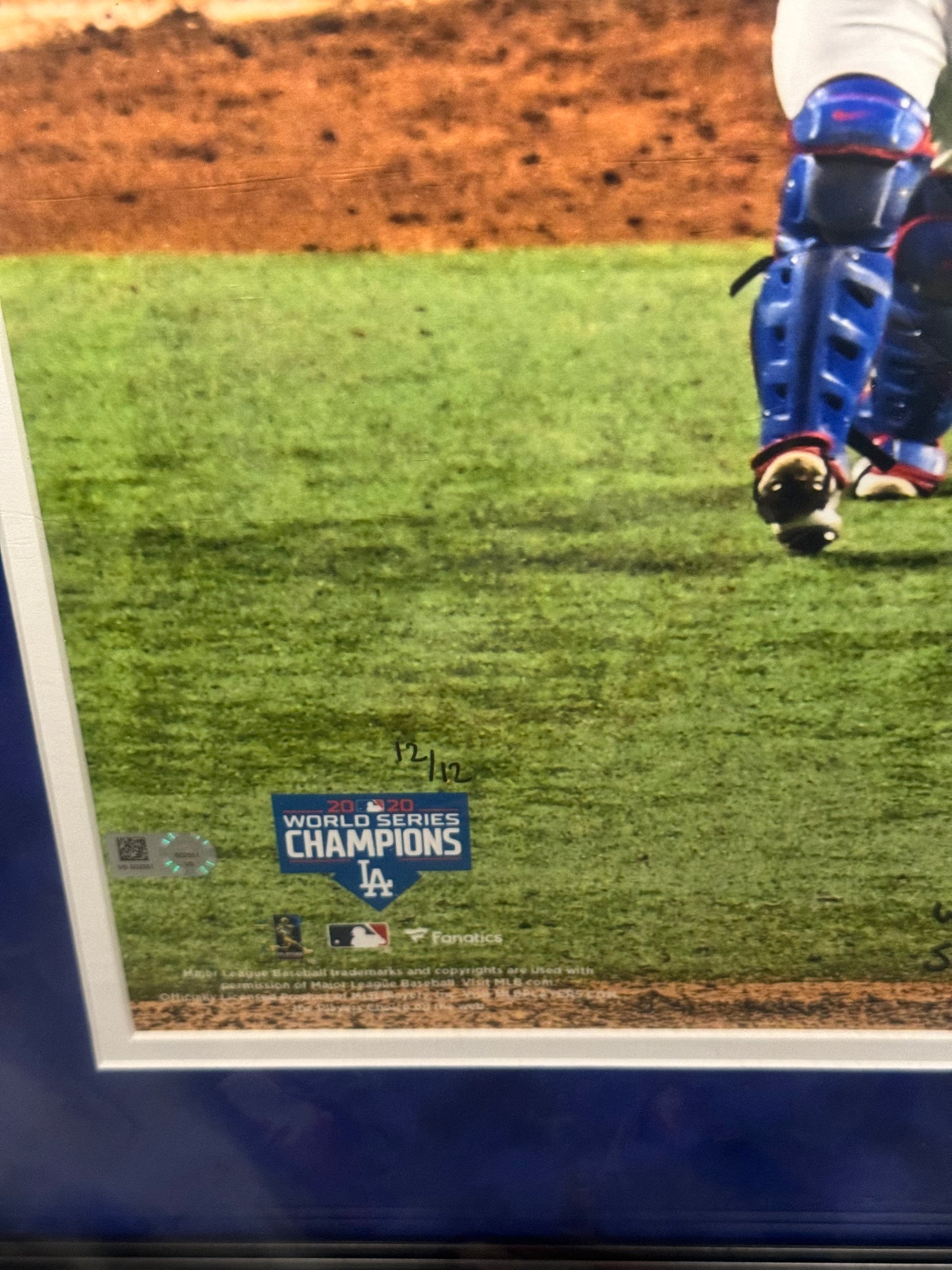 2020 Dodgers World Series Champions Team Lineup Signed Photo – Dave Roberts Autograph – Fanatics Certified (LE 12/12)