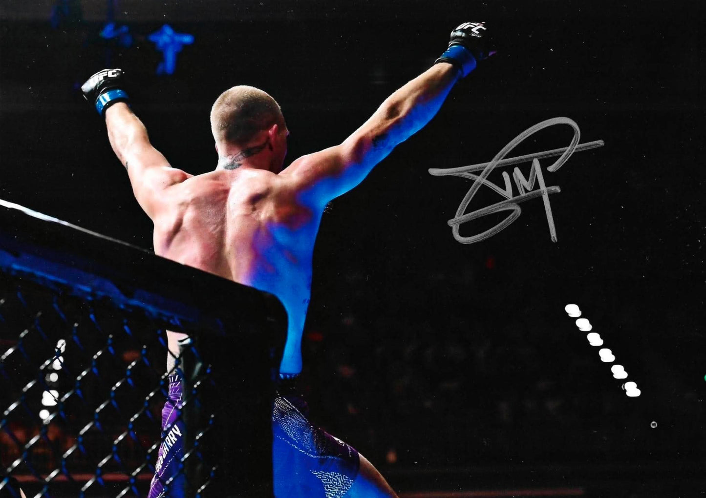 Ian Machado Garry Signed A4 Photo