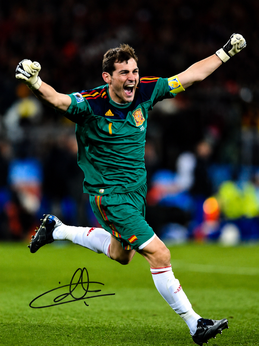 Iker Casillas Signed Spain Photo: 2010 FIFA World Cup Final vs Netherlands