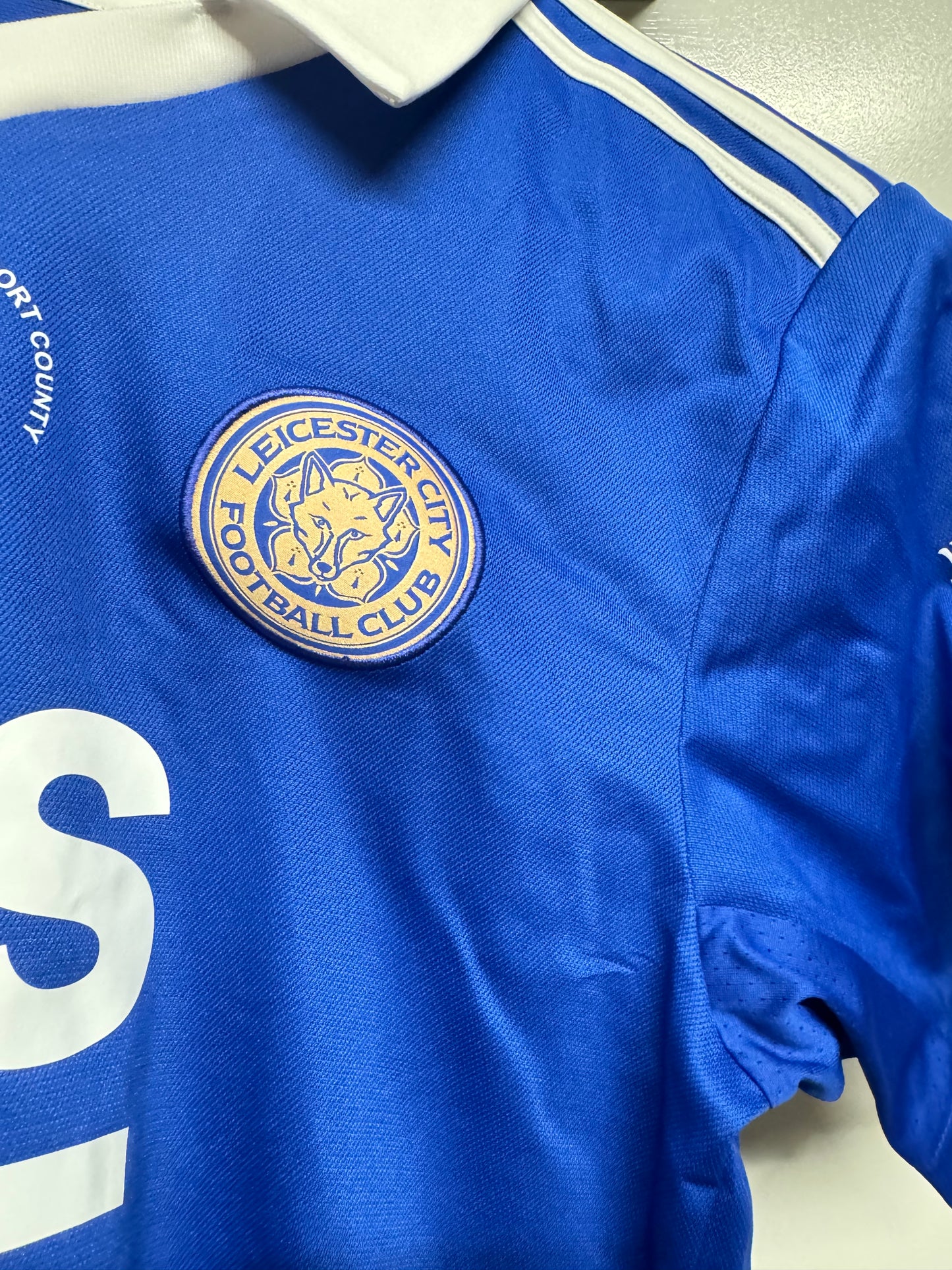 Harvey Barnes Signed Match-Worn Leicester City Jersey – Poppy Match Edition