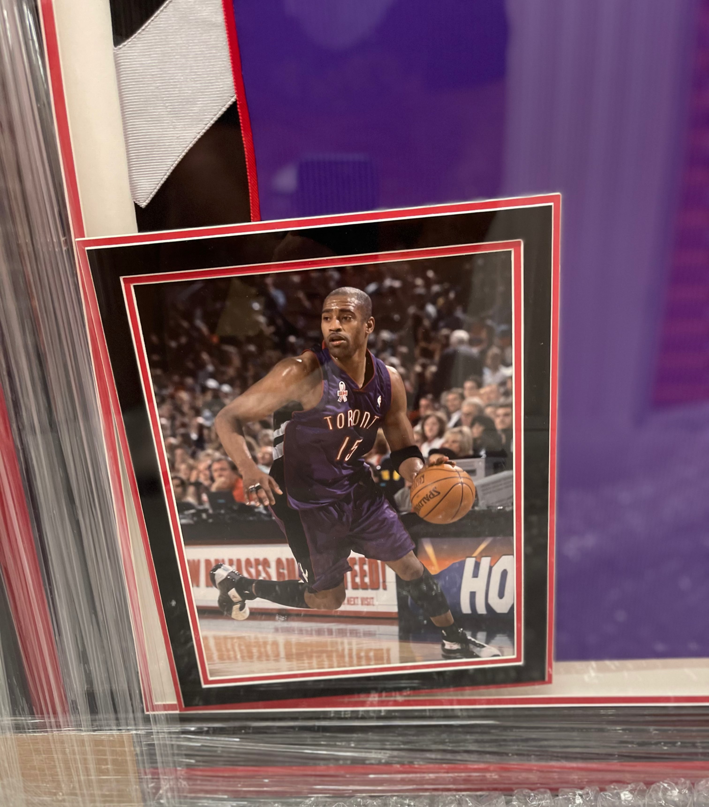 Vince Carter Signed and Framed Jersey