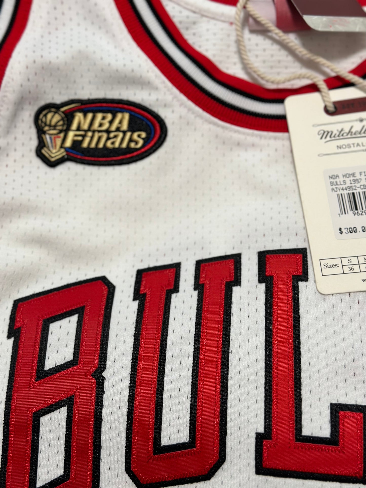 Scottie Pippen Signed and Inscribed White Authentic Bulls Jersey with 6 Inscriptions