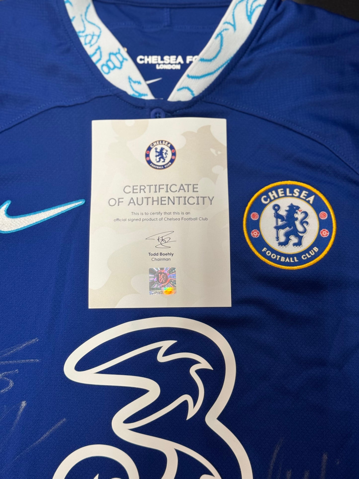 Chelsea FC Official Team-Signed 2022/23 with Club Certificate