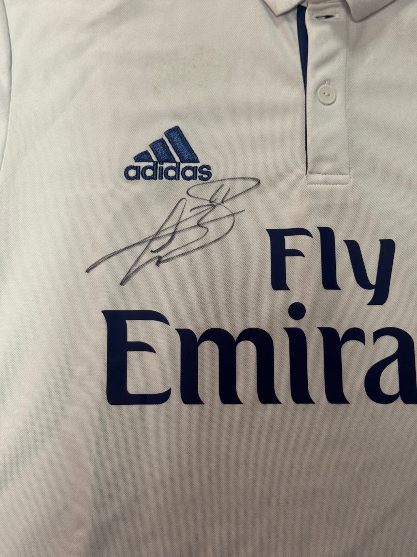 Gareth Bale Signed 2016/17 Real Madrid Jersey — Photo Shoot Worn
