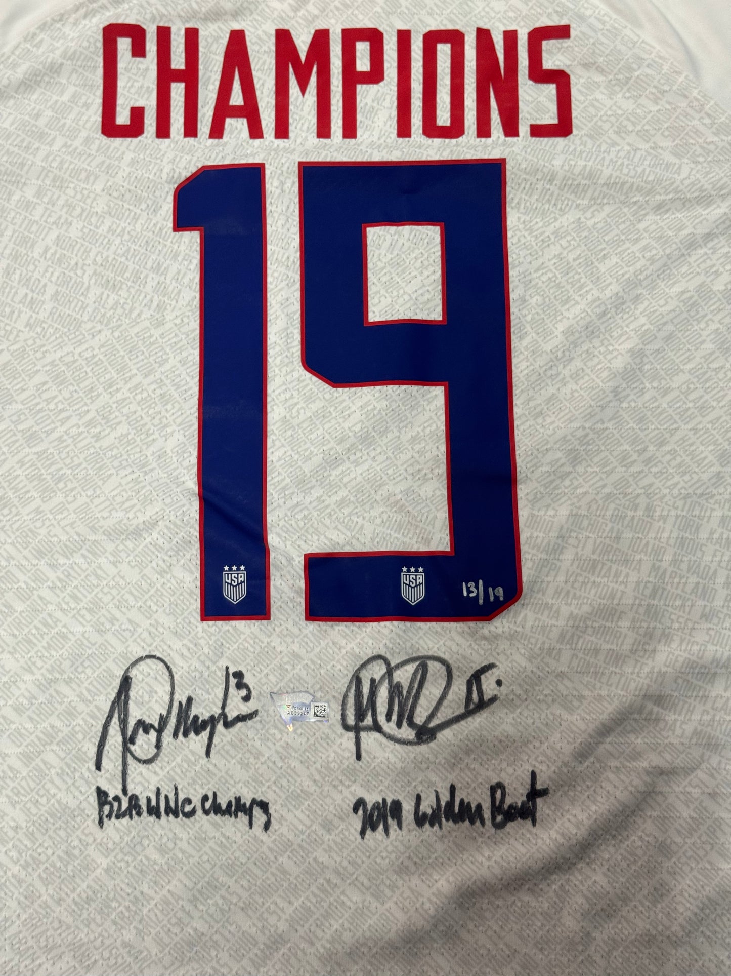Alex Morgan & Megan Rapinoe Dual-Signed 2019 USA Women's World Cup Jersey – Limited Edition / Fanatics Authenticated