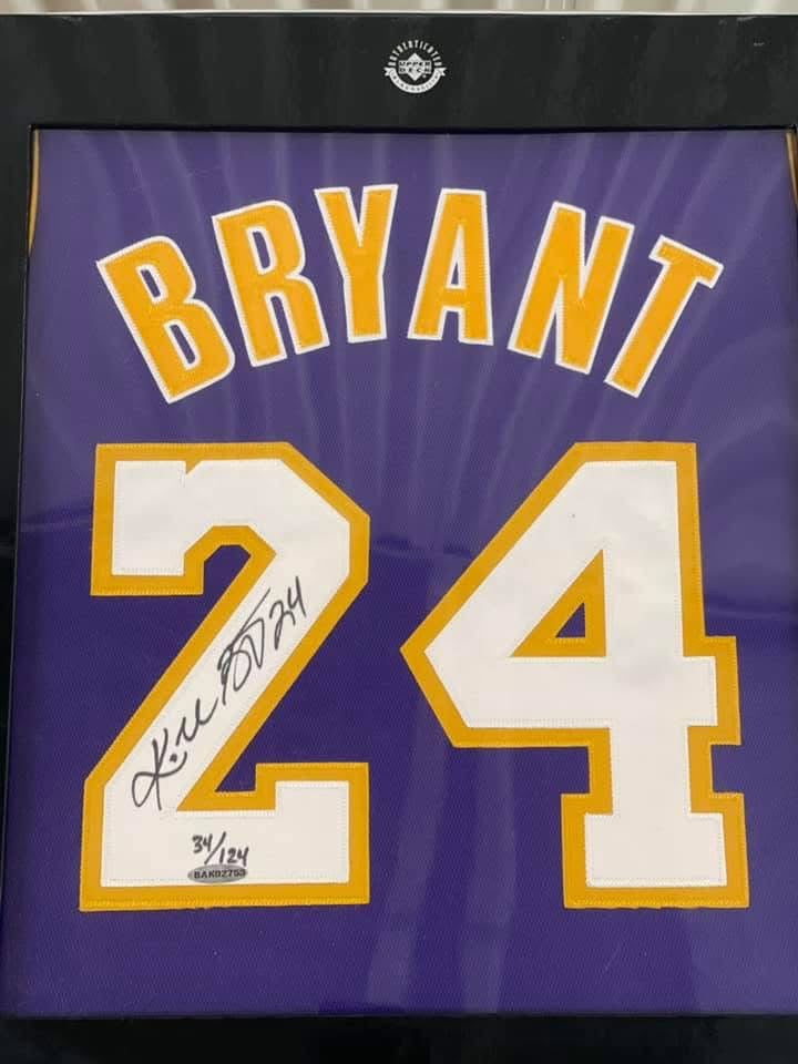 Kobe Bryant signed Limited Edition Authentic Purple Lakers Archives Jersey