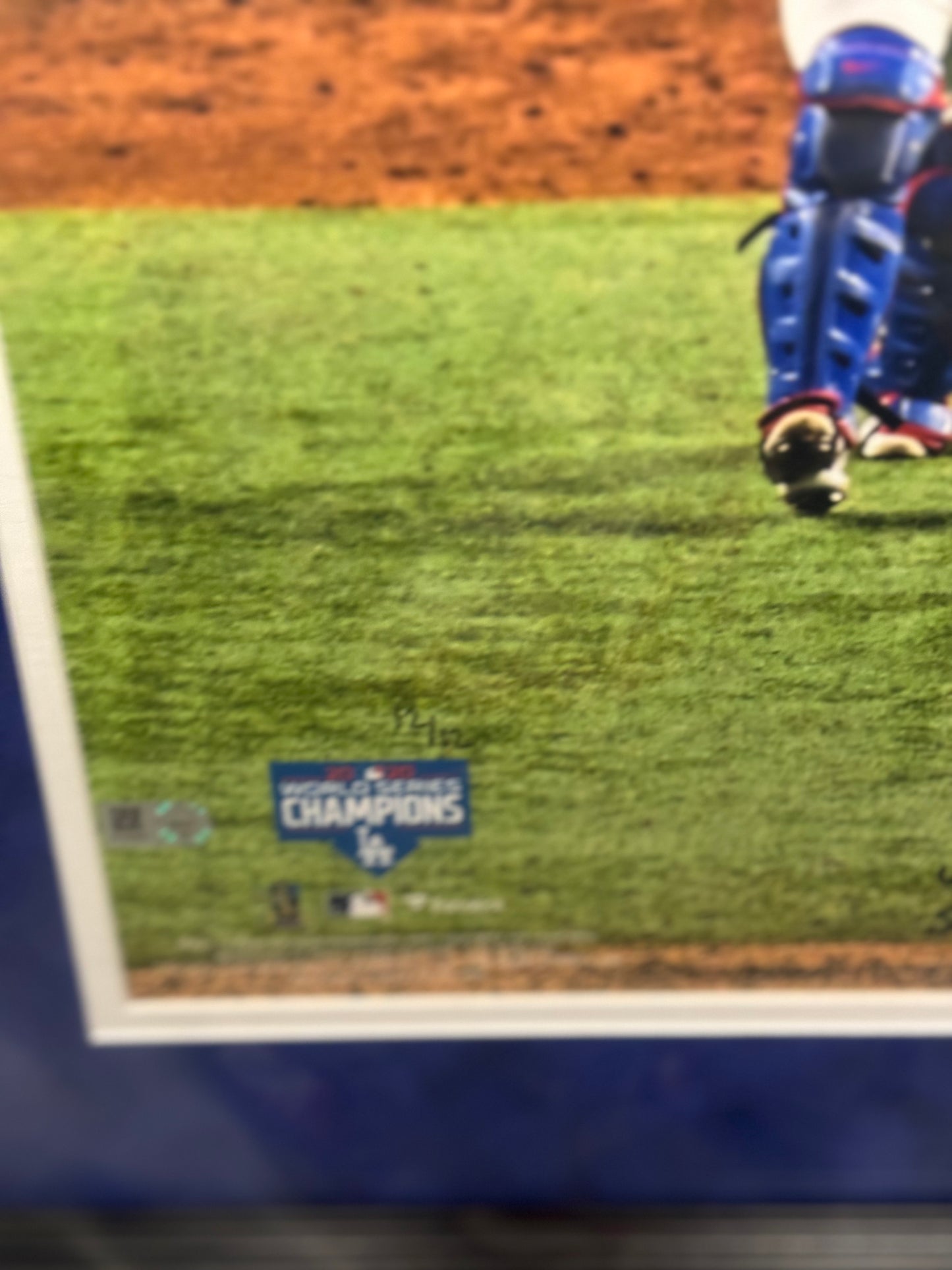 2020 Dodgers World Series Champions Team Lineup Signed Photo – Dave Roberts Autograph – Fanatics Certified (LE 12/12)