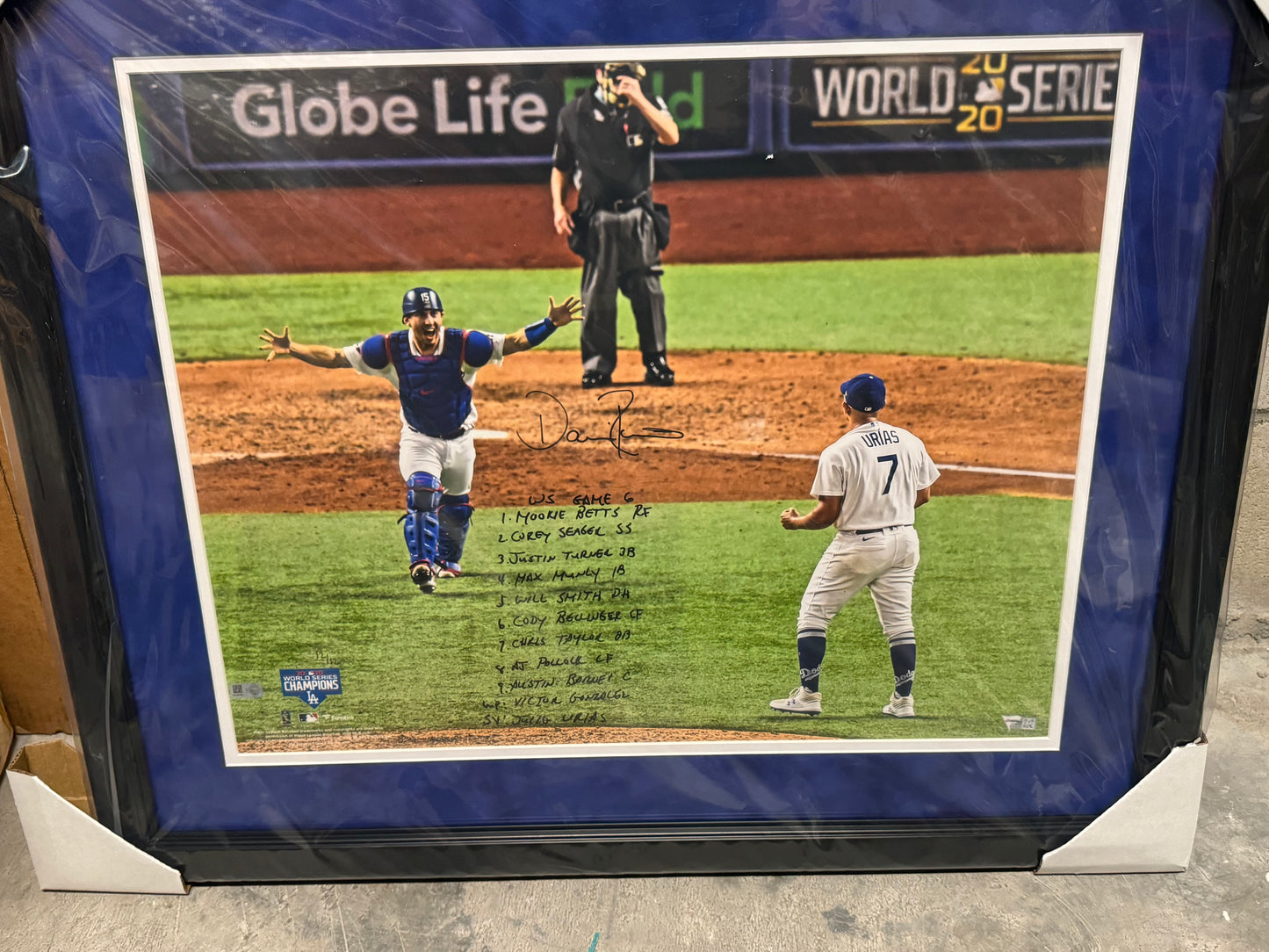 2020 Dodgers World Series Champions Team Lineup Signed Photo – Dave Roberts Autograph – Fanatics Certified (LE 12/12)