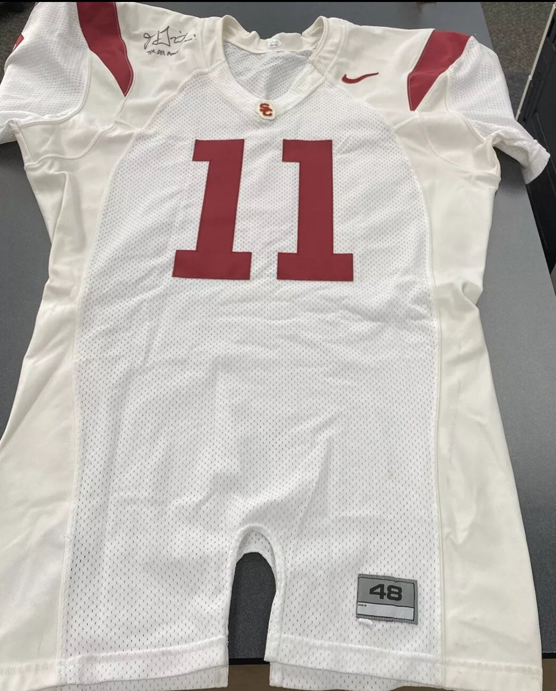 Matt Leinart Signed Game-Worn USC Trojans Jersey – 2004 Heisman Trophy Season – Framed with 8 Inscriptions (Photo-Matched)