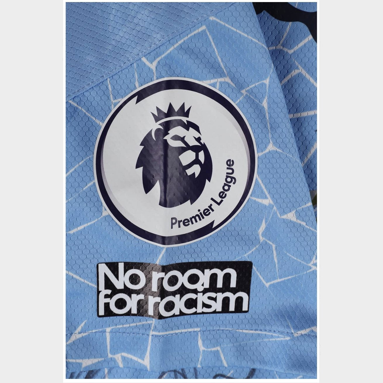 Benjamin Mendy Player-Worn, Team-Signed Manchester City FC Jersey (22 Signatures) - Featuring Kevin De Bruyne, Rodri, Bernardo Silva, Ederson - Benjamin Mendy LOP, Beckett LOA