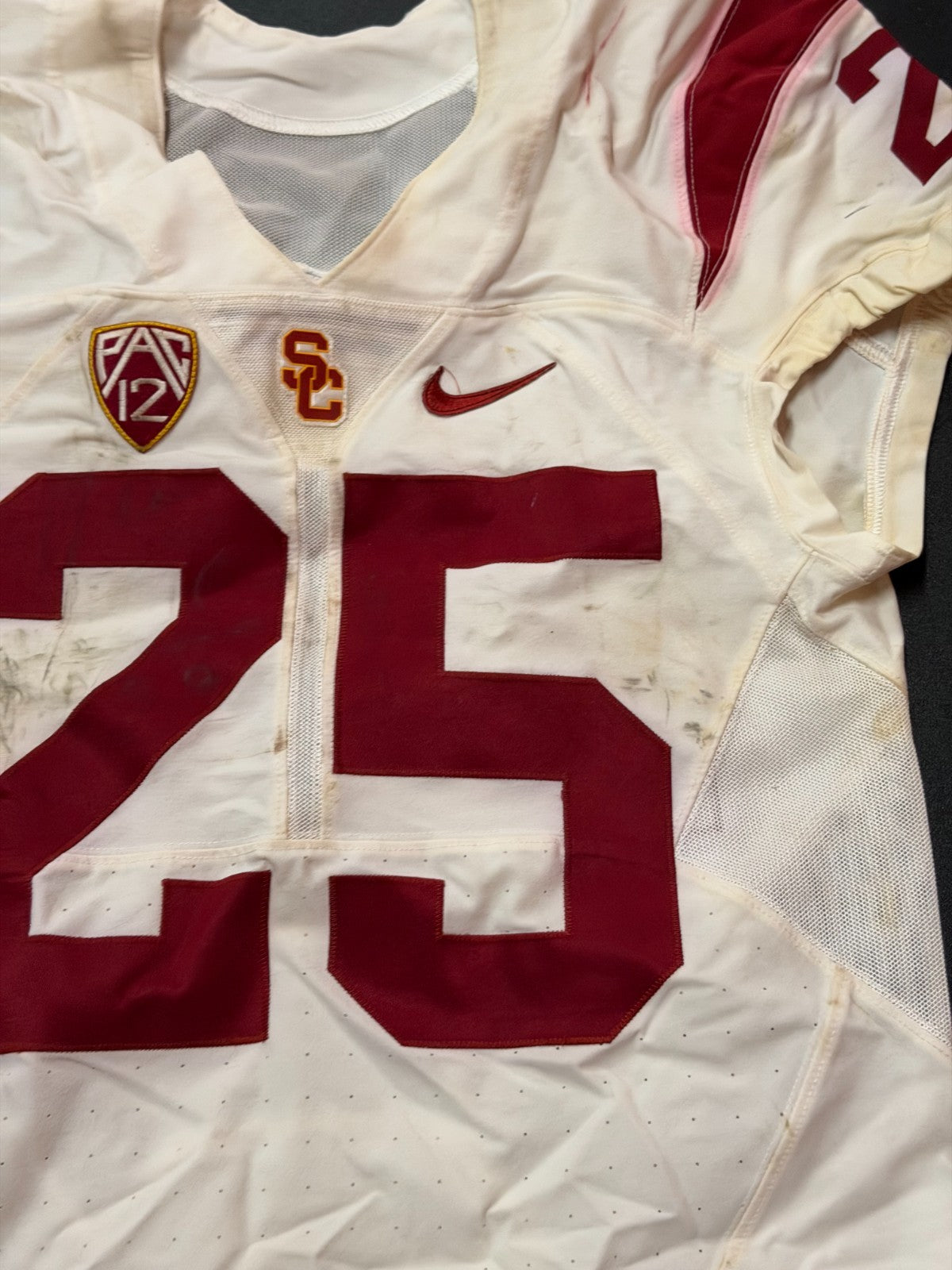 Ronald Jones II Game Worn USC Trojans Football Jersey #25