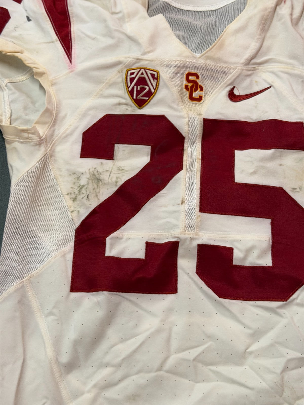 Ronald Jones II Game Worn USC Trojans Football Jersey #25