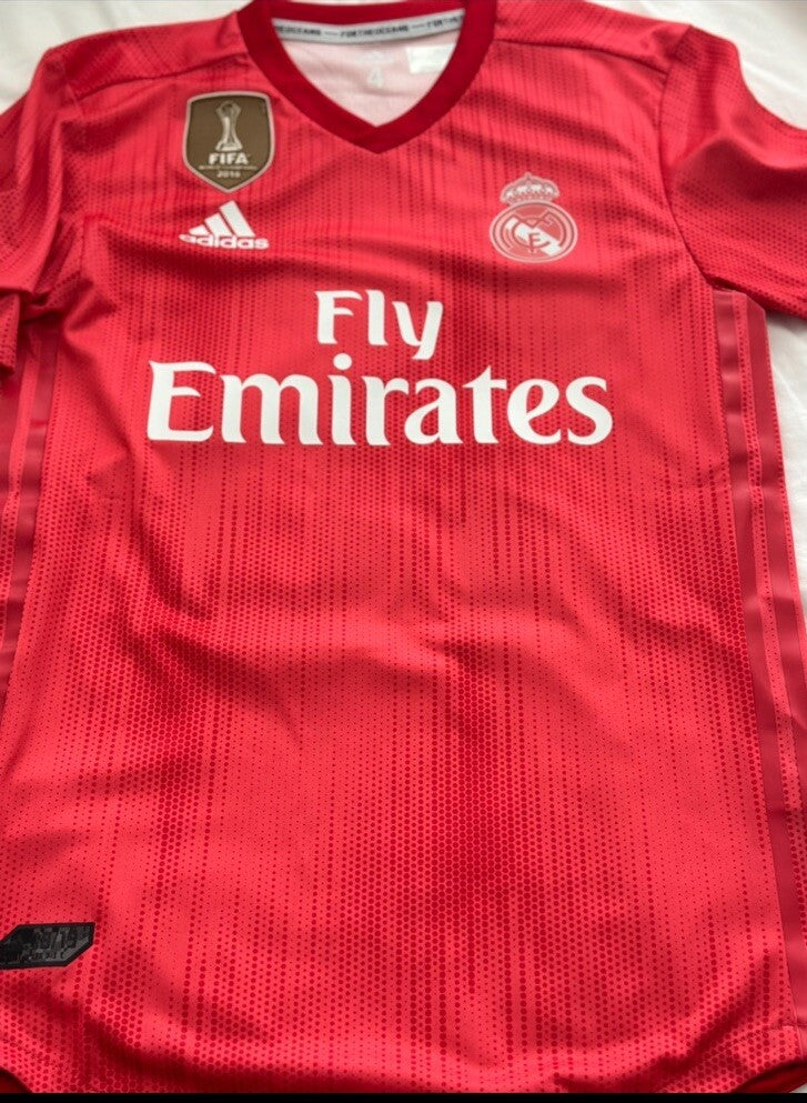 Luka Modric Match-Issued Signed Real Madrid 2018/19 Third Shirt w/ ICONS COA