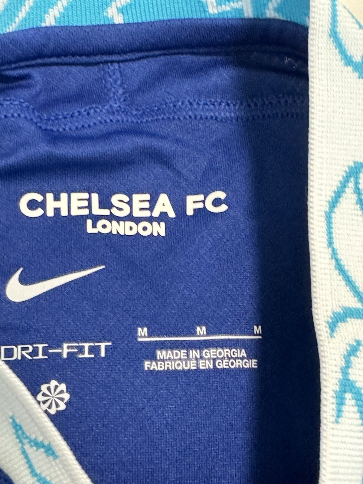Chelsea FC Official Team-Signed 2022/23 with Club Certificate