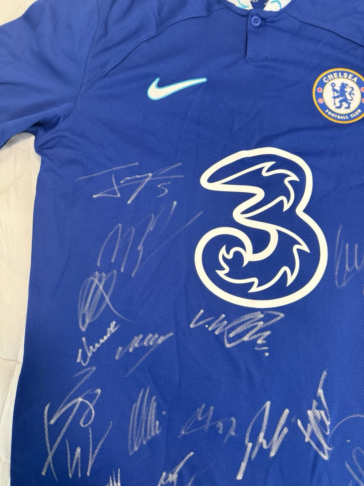 Chelsea FC Official Team-Signed 2022/23 with Club Certificate