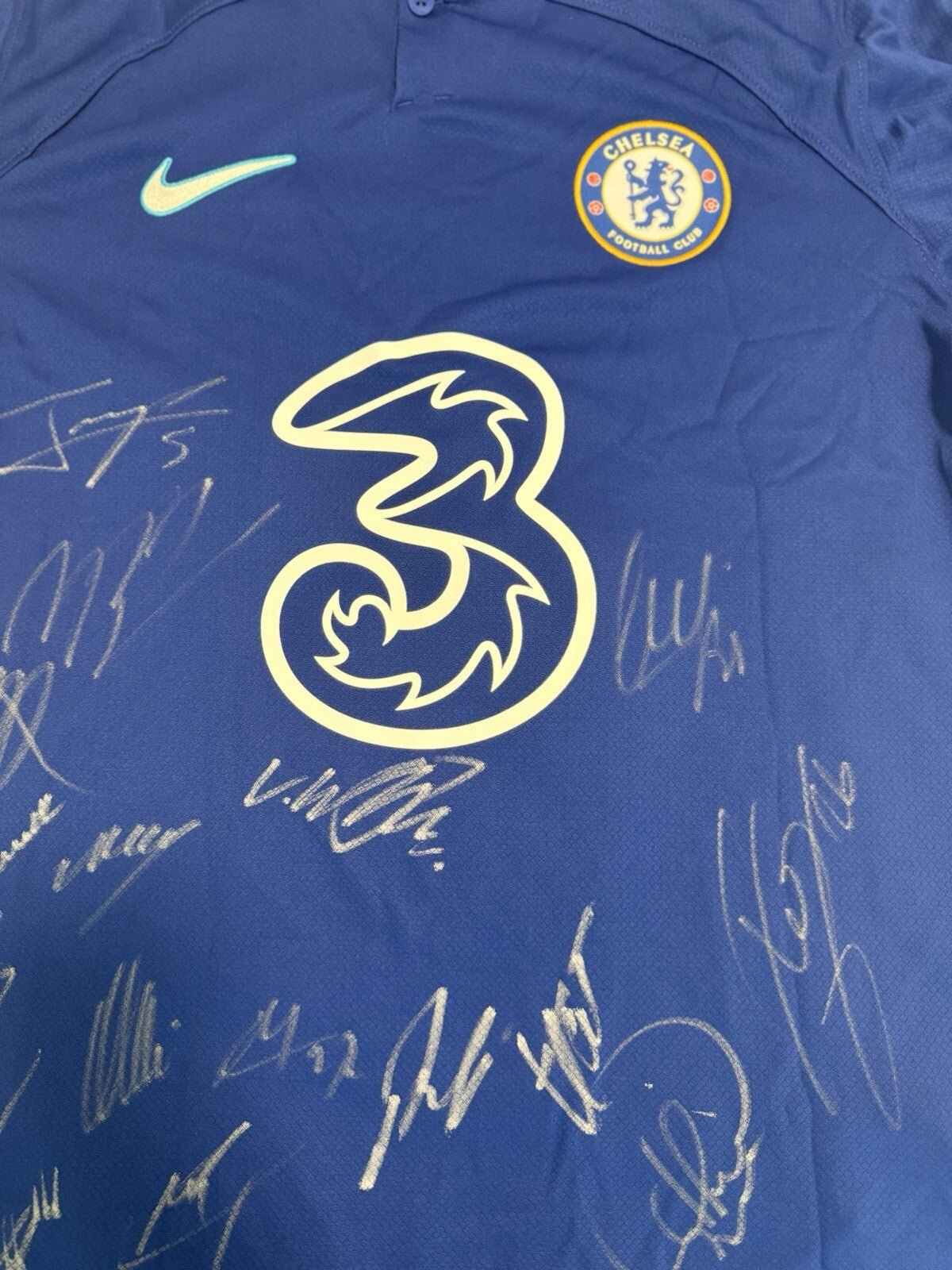 Chelsea FC Official Team-Signed 2022/23 with Club Certificate