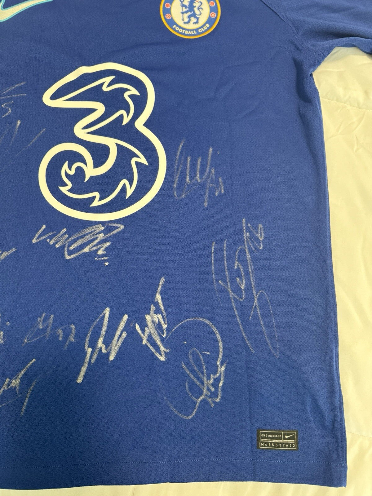 Chelsea FC Official Team-Signed 2022/23 with Club Certificate