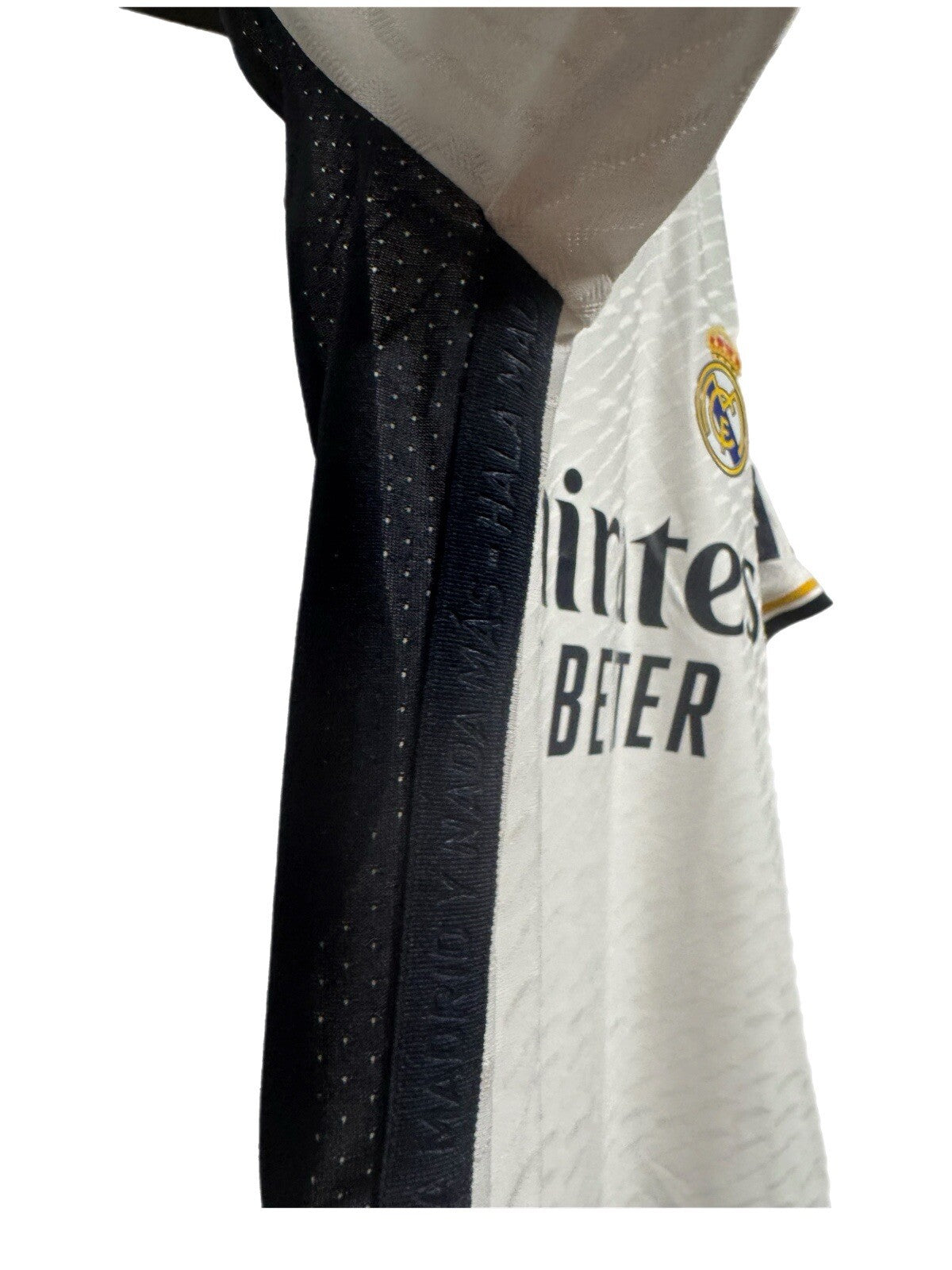 Jude Bellingham Signed Real Madrid Jersey – 2023/24 Player Issue Kit