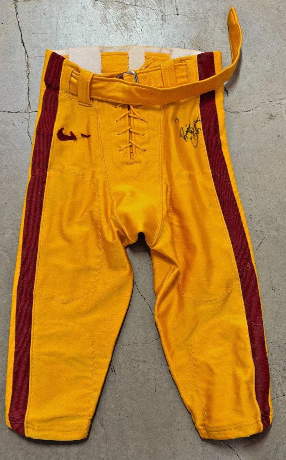 Reggie Bush Signed Game Worn USC Trojans Pants - Beckett BAS LOA AA11132