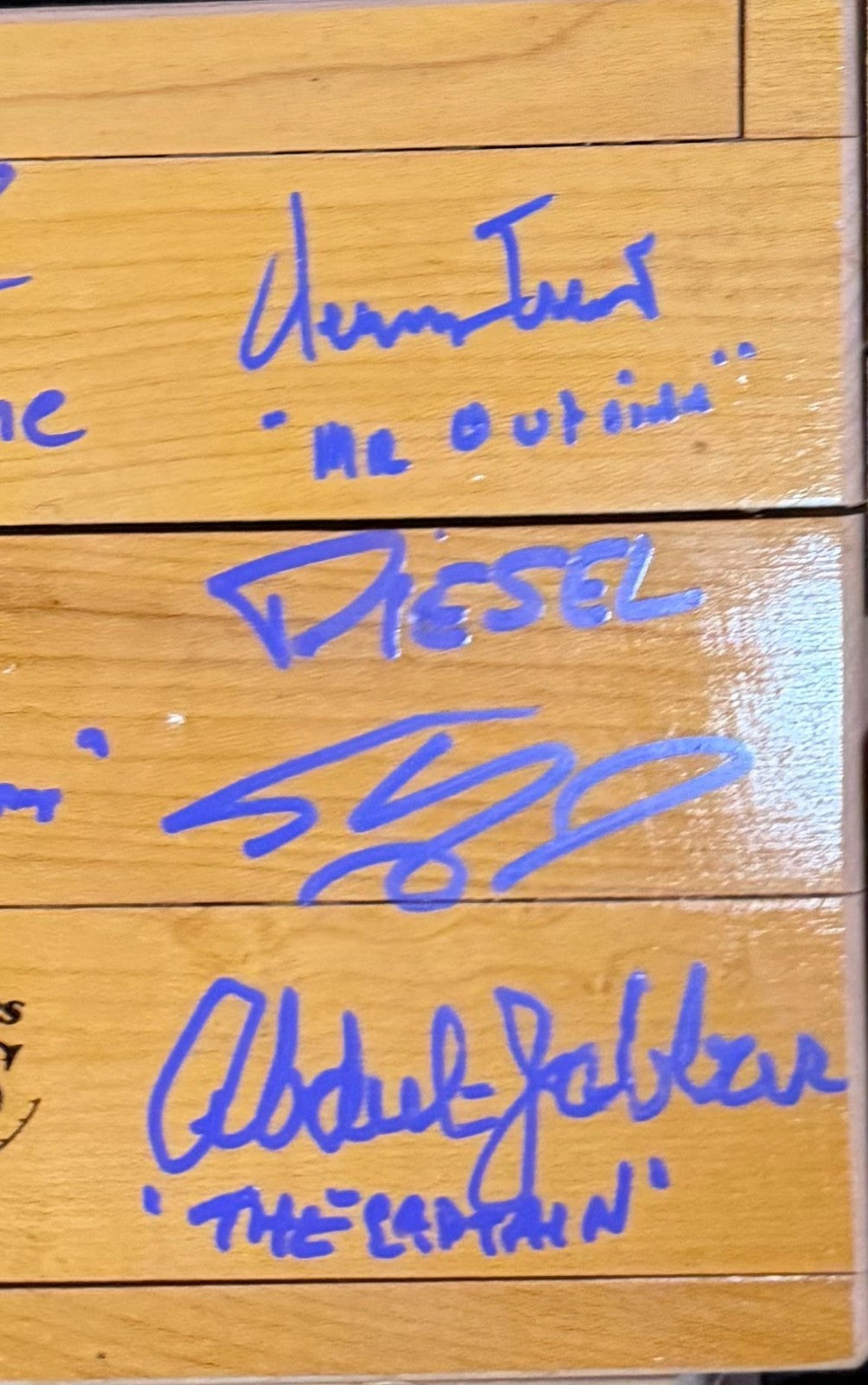 Lakers Legends Signed/Inscribed Floor Piece Magic-Kareem-Jerry West-Shaq-Worthy